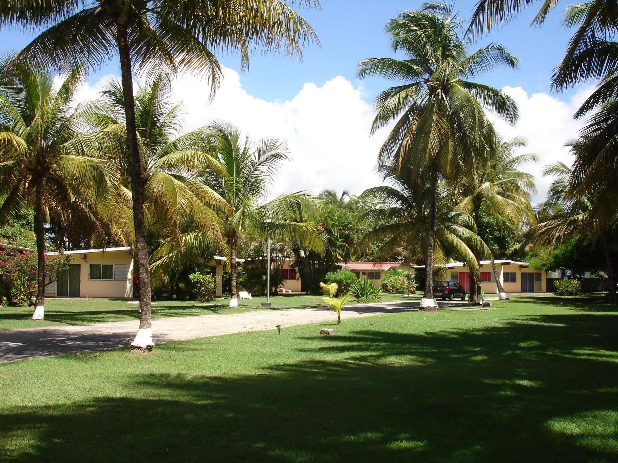 Alizes Bungalows Sainte-Anne  Ngoại thất bức ảnh