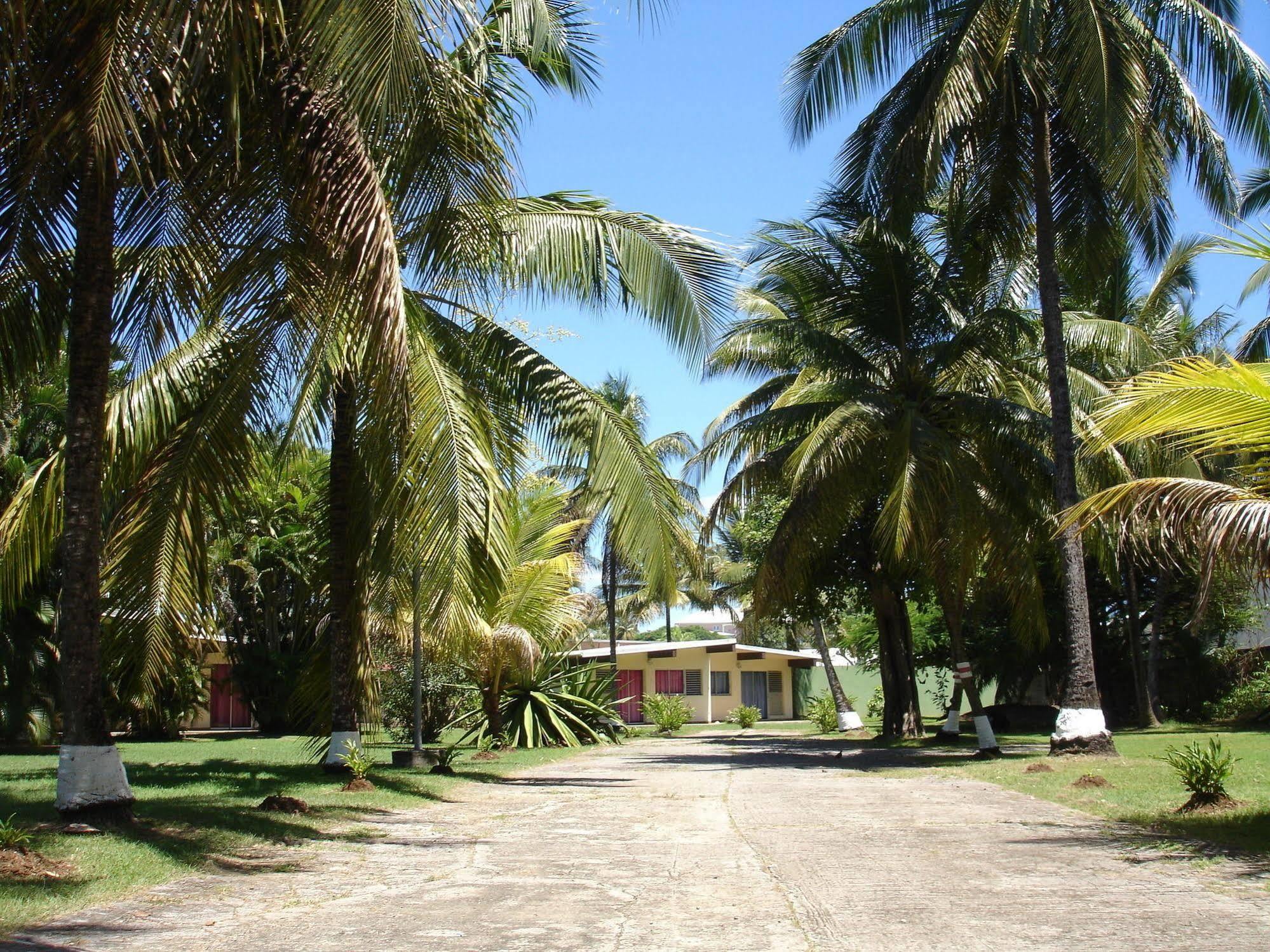Alizes Bungalows Sainte-Anne  Ngoại thất bức ảnh